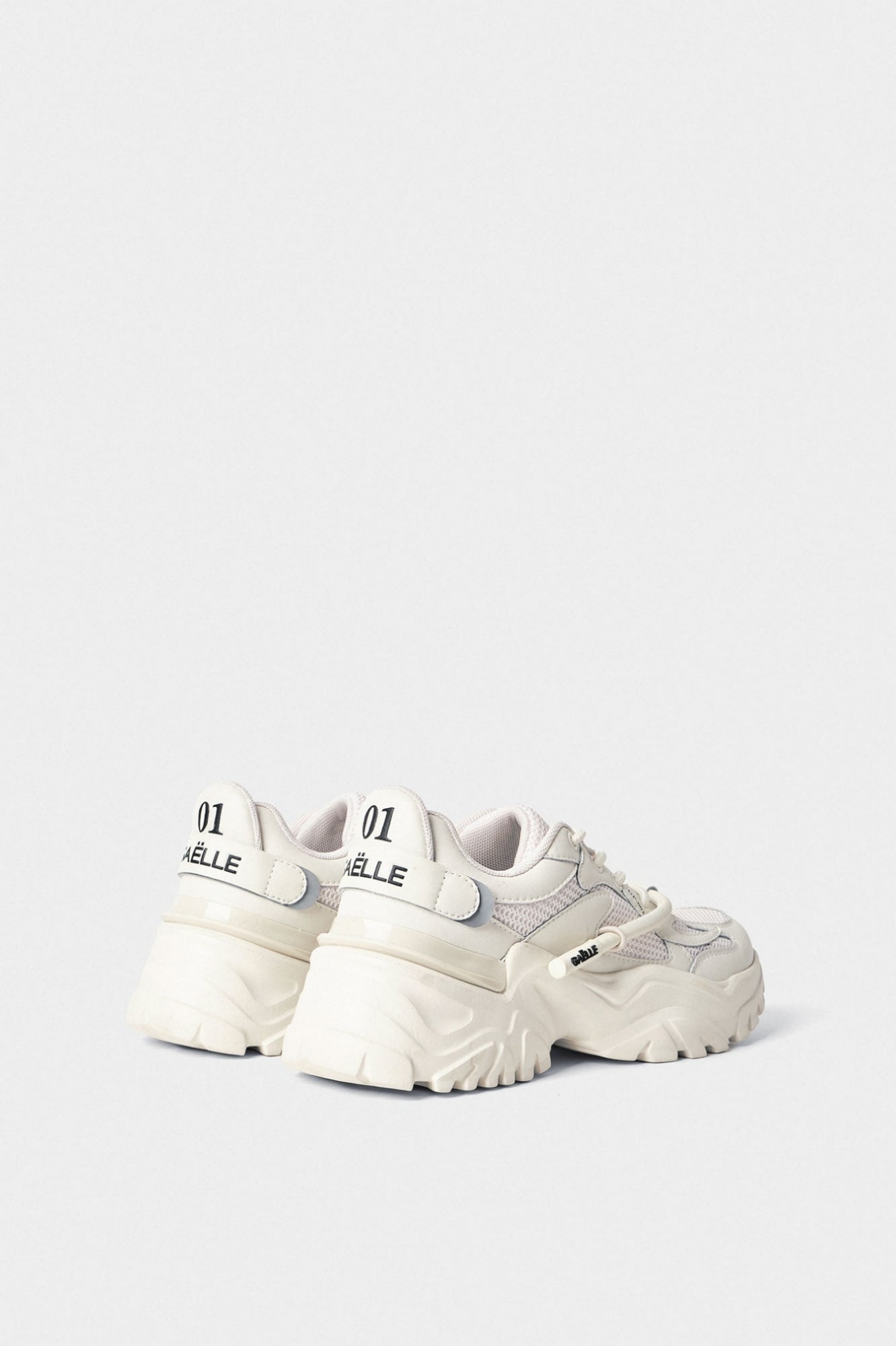 GAELLE -Sneakers Runner Off White
