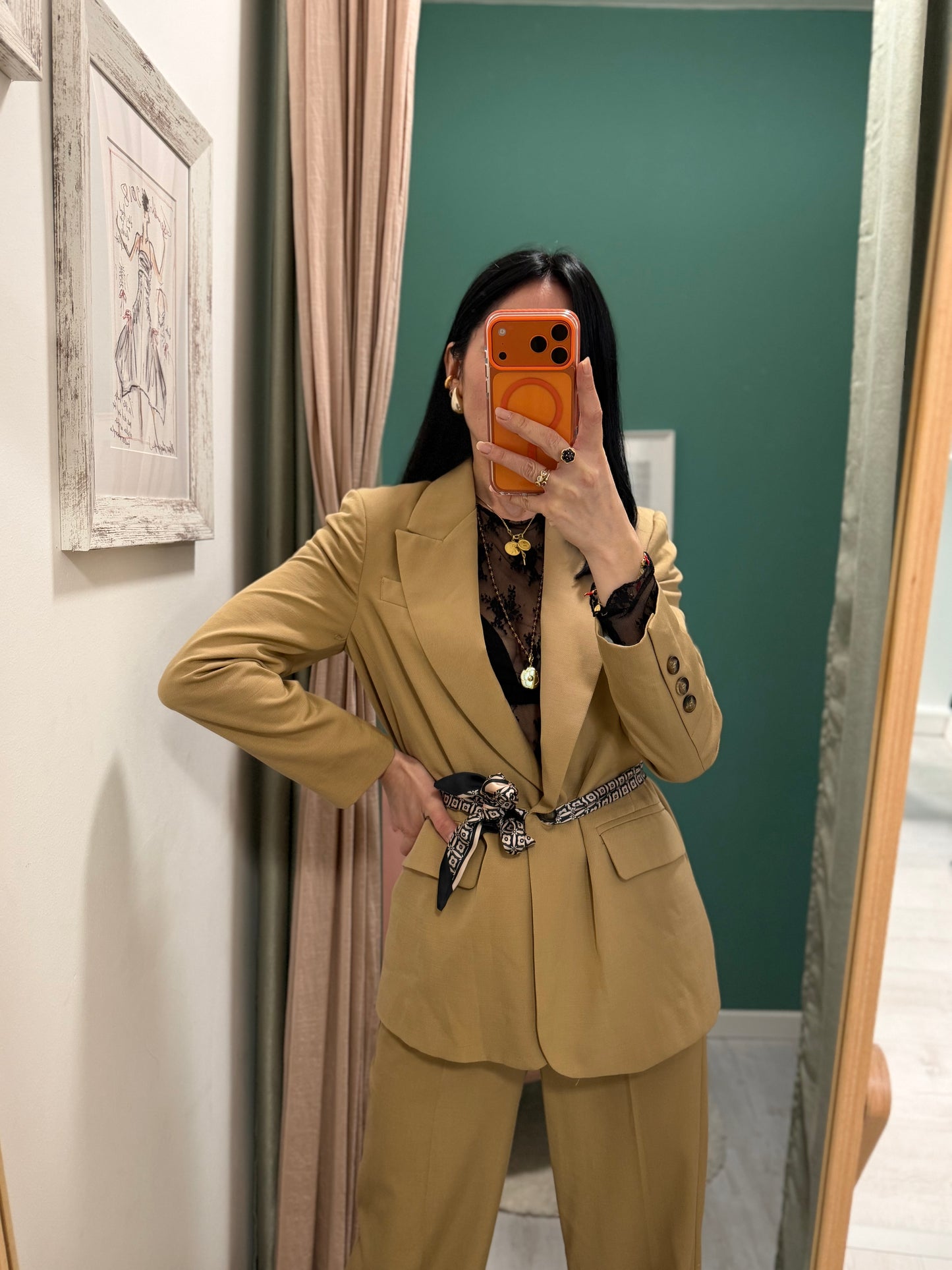 Kontatto - tailleur giacca con foulard e pantalone a gamba dritta