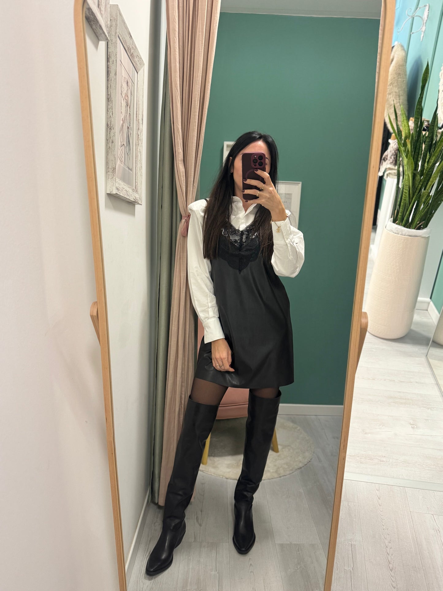 DIXIE - Mini abito in ecopelle con t-shirt