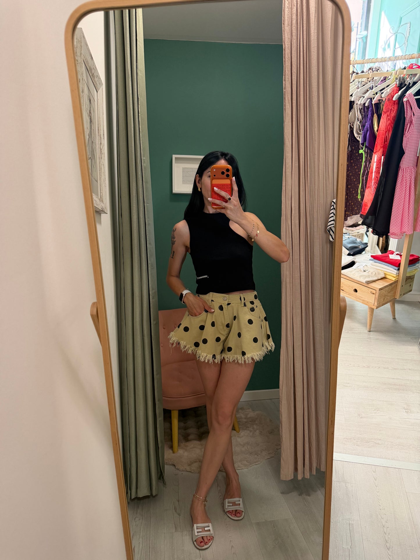 Kontatto - shorts a pois sfrangiati