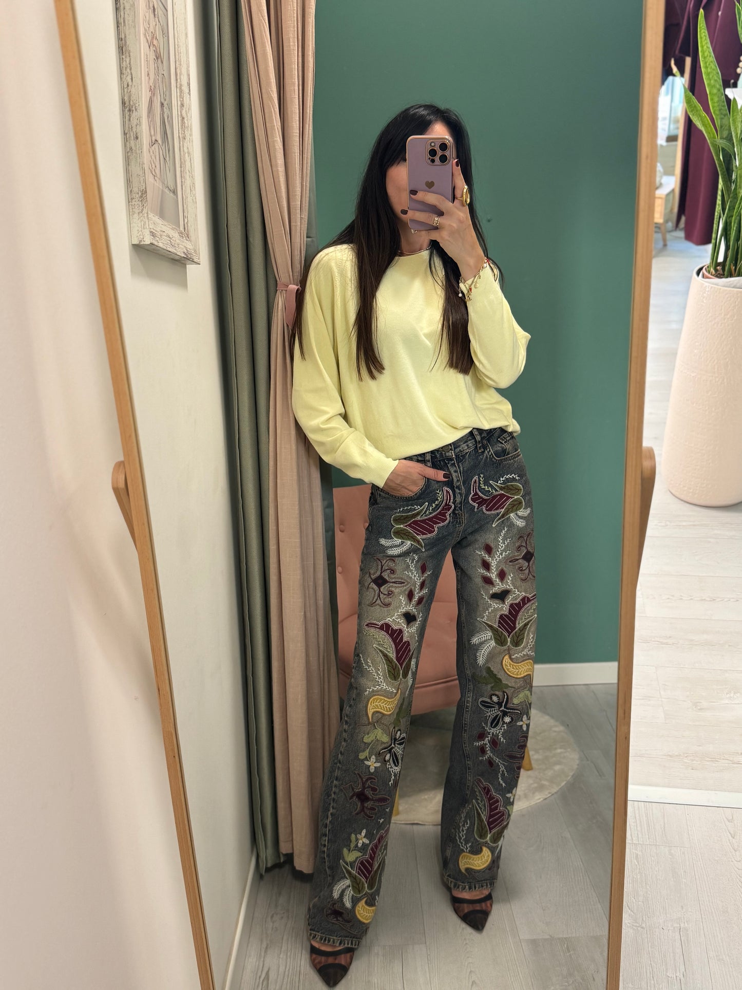 Kontatto - jeans con ricami