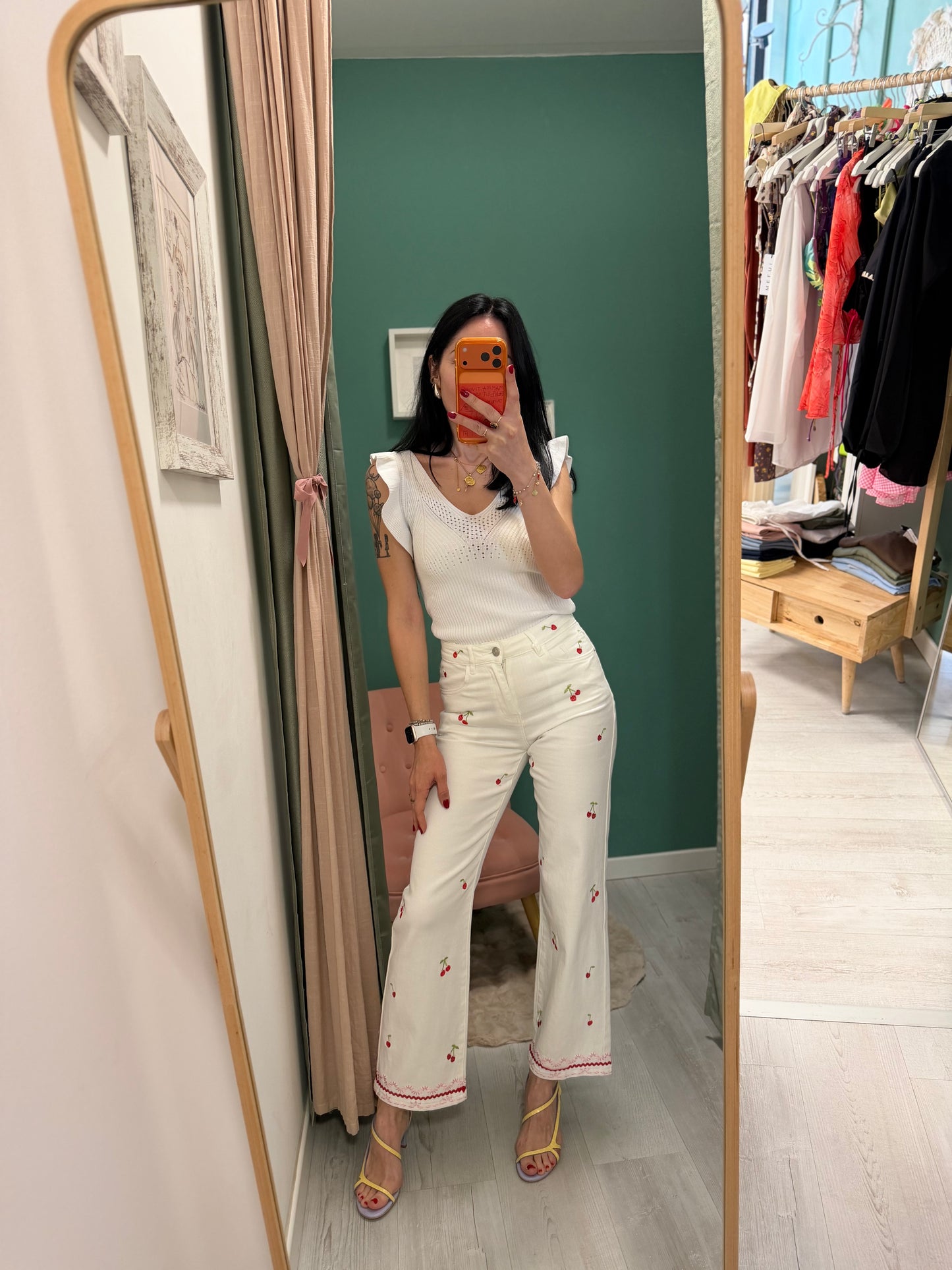 Kontatto - jeans con ricami ciliegie 🍒
