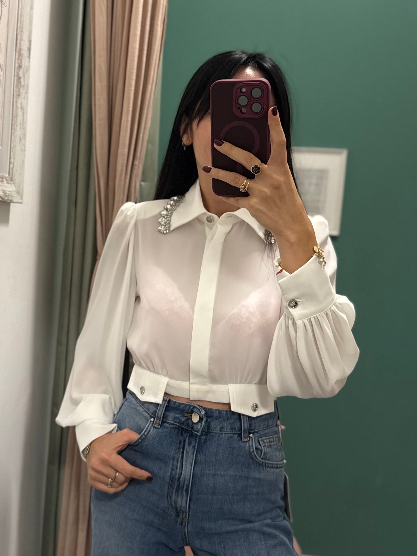 Relish - Camicia crop con dettaglio gioiello