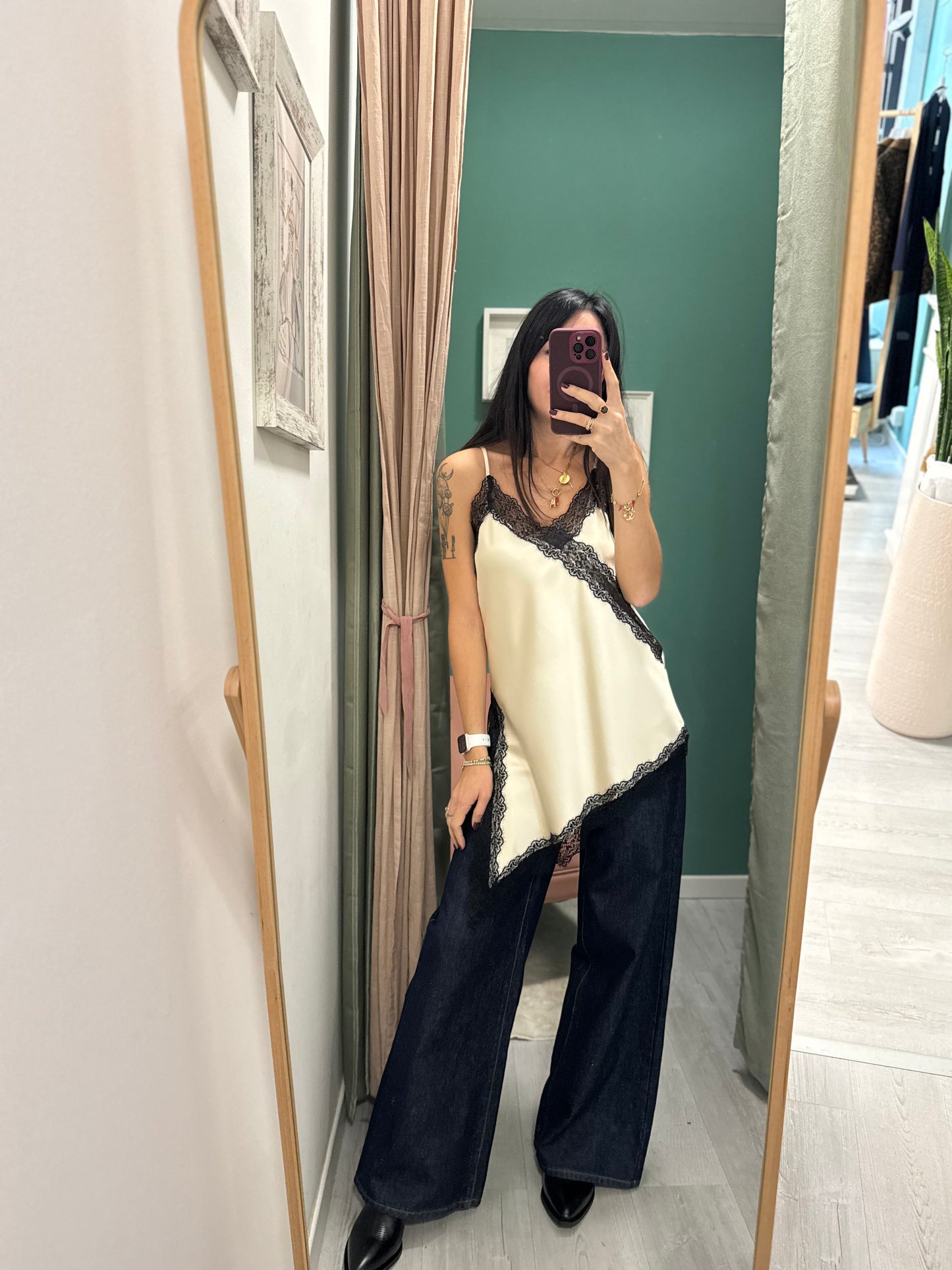 IMPERIAL - Top in satin asimmetrico con dettagli in pizzo