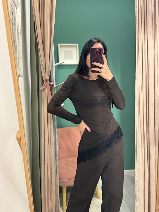 SUSY MIX - Maglia scollo a barca con pizzo