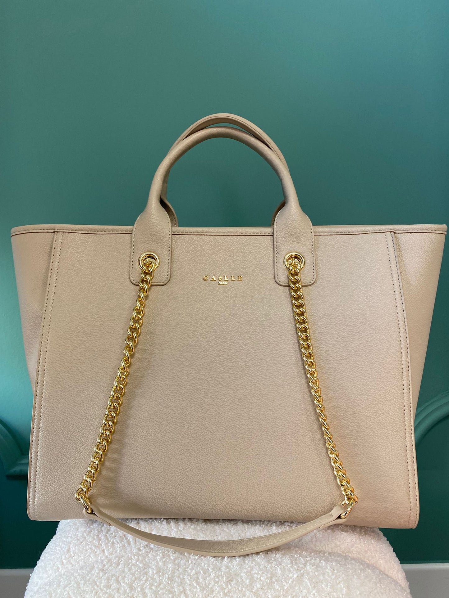 GAELLE - Borsa shopper con logo in metallo