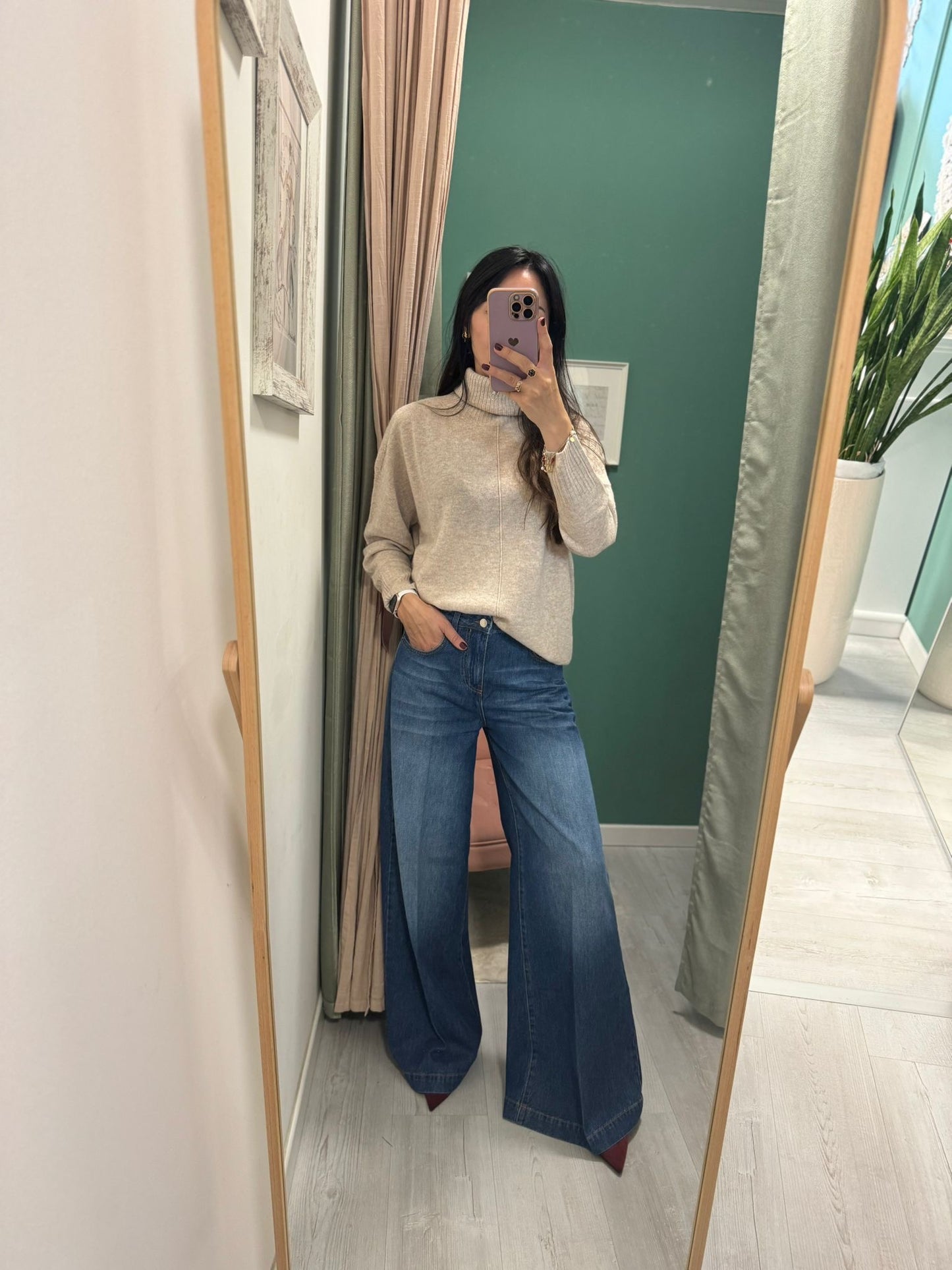 RELISH - Pantalone a palazzo con dettaglio brillantino tasca posteriore